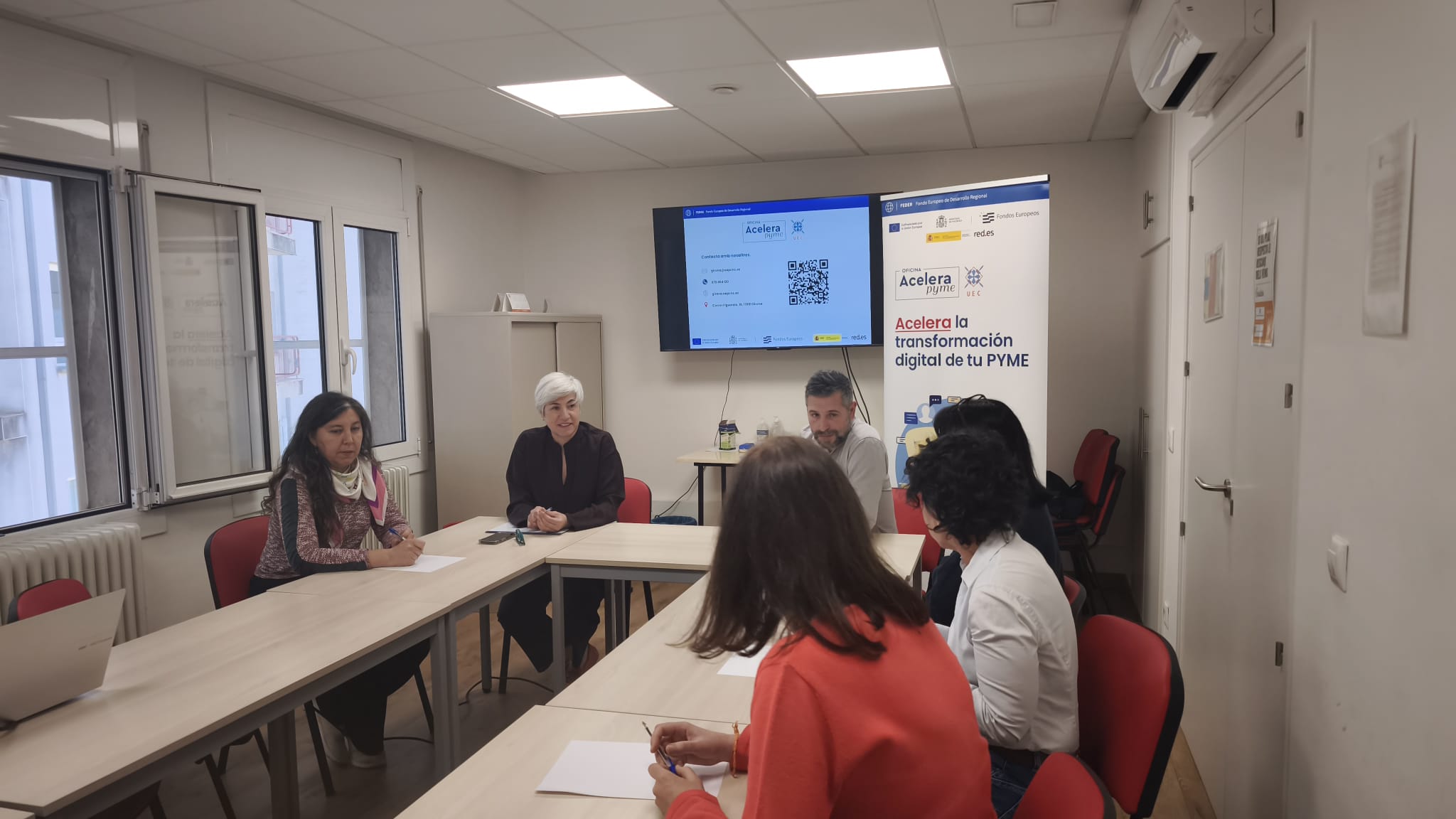 La OAP UEC Girona impulsa una formación práctica sobre análisis de datos para pymes y autónomos