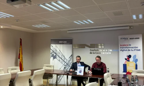 La Oficina Acelera Pyme UEC Girona presenta la plataforma PyDE en un webinar con más de 50 asistentes