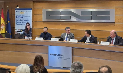 La Confederación Nacional de la Construcción presenta ocho nuevas Oficinas Acelera Pyme y la plataforma PyDE