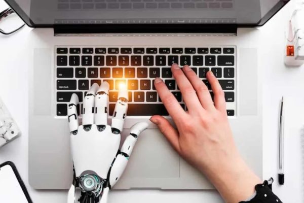 La formación en inteligencia artificial se consolida en Girona como herramienta clave para la transformación empresarial