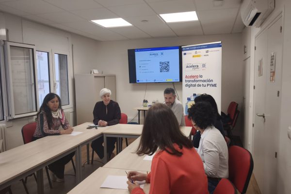 La OAP UEC Girona impulsa una formación práctica sobre análisis de datos para pymes y autónomos